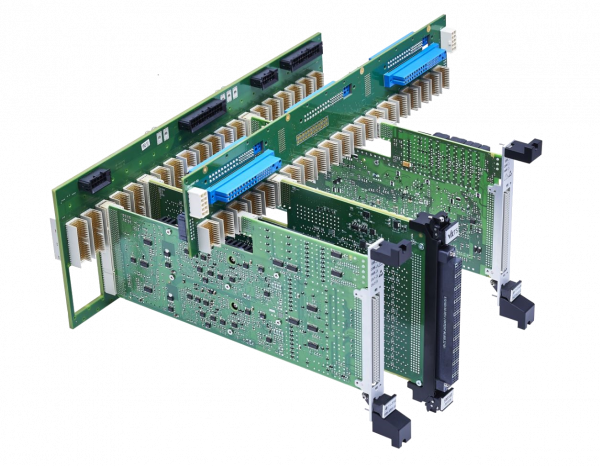 Analoger Mess- und Steuerbus für den In-Circuit-Test und Funktionstest
